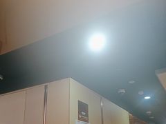 -海底捞火锅(杭州滨江九宜城店)