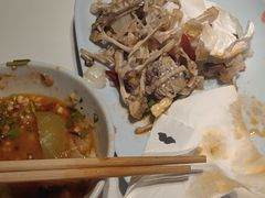 -何师傅美蛙鱼头(汉街店)