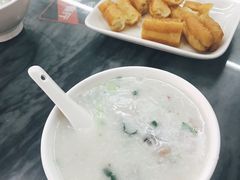 皮蛋瘦肉粥-穗银肠粉店(东川路店)