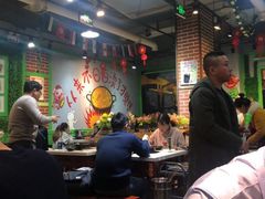 大堂-钢管厂歆瑞源油卤串串香(春熙路太古里店)