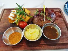 -拾挚扒房(招商花园城店)