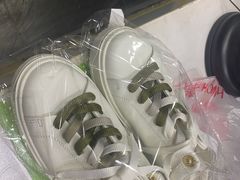 -翰皇直营洗衣洗鞋(望京鹿港店)