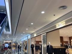 -王府井百货熙地港店