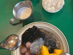 -堂屋糖水店(愚园店)