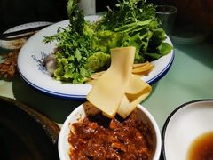 -鱼窝棚柴火铁锅炖(富山屯店)