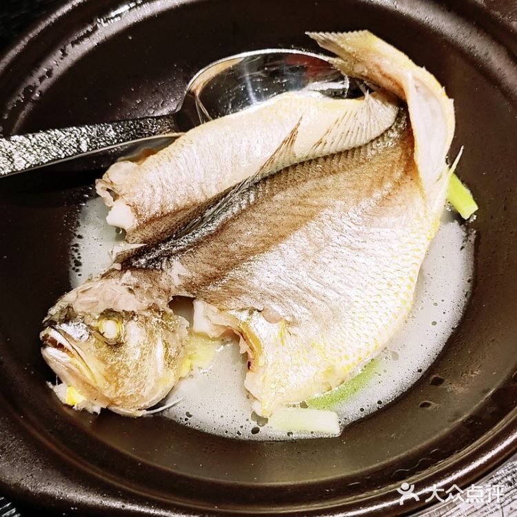 深圳也有了!!可以免费簪花和漂漆的餐厅