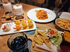 -刀叉遇上筷子中西融合餐厅(南开店)