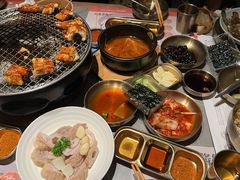 -草家酱蟹炭火烤肉店(珲春南路一店)