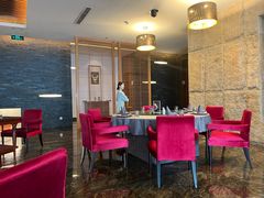 -粤尚腾香居中餐厅(首都机场希尔顿店)