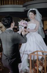 -欣薇婚纱(新源乐汇城店)