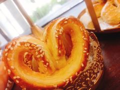 -乌托邦轰趴日租聚会别墅(先生的院子店)