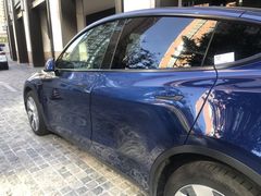 -TESLA 特斯拉(上海太古汇体验店)