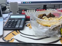 -统桶发卤粉王(银盆岭万达广场店)