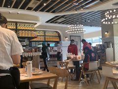 大堂-必胜客(广渠路店)