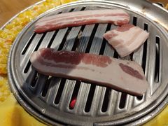 -青瓦炭韩潮烤肉(花园道店)