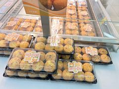 -金色麦甜糕点(面包.蛋糕.华苑店)