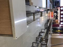 -韦小堡·炸鸡汉堡(中南店)