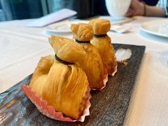 榴莲布袋酥-天瑞轩·粤菜餐厅
