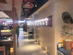 -老牌坊云南鱼豆花火锅(哈西万达店)