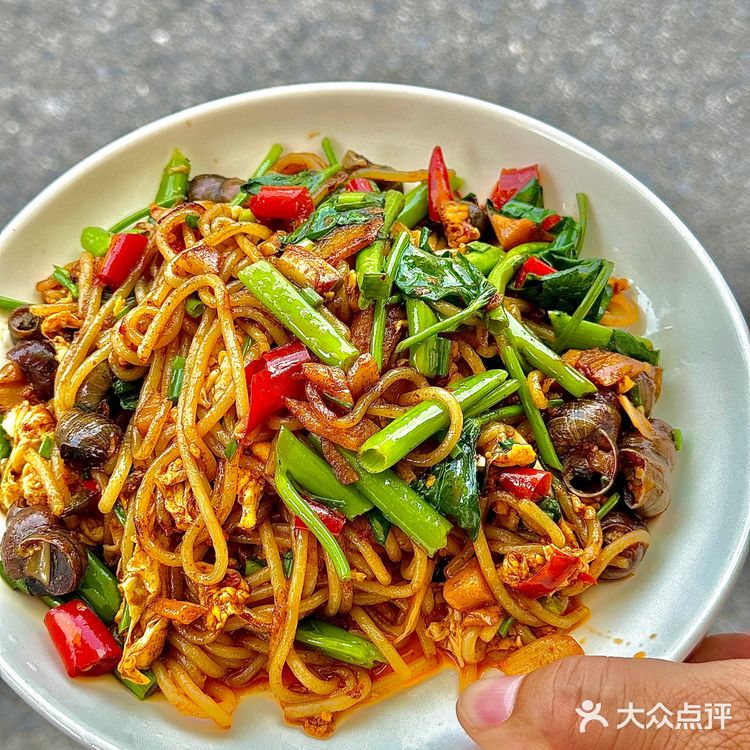 在阳朔！必去吃的正宗桂林米粉！！超级好吃