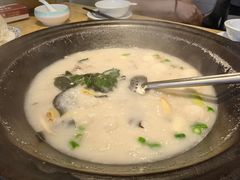 -陈大锅·岳阳鱼馆·地道岳阳菜(美食街店)