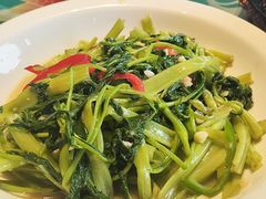-年辉渔村·非遗传承餐厅(新丰江店)