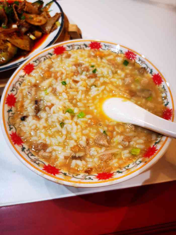 71号豆汤饭(时代百盛店"靠近春熙街入口,豆汤饭第一次吃,不过好像.