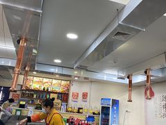 大堂-朴小妹人参鸡汤火锅(长白山万达店)