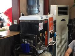 自助取餐区-秦云老太婆摊摊面(磁器口店)