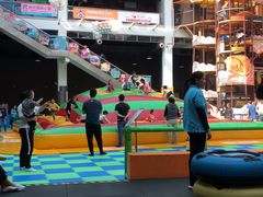 -蒙特利亲子乐园