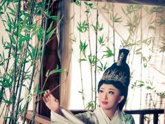 -九月鹰飞汉服摄影工作室