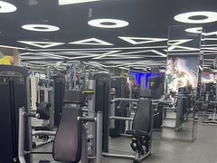 -宝德龙游泳健身