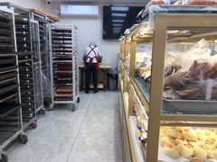 面包甜点陈列柜-爱德顺糕点食屋(利民道店)