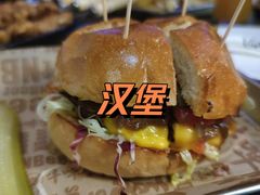 -牛啤堂精酿啤酒餐吧(五棵松华熙店)