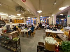 大堂-霄汉牛三鲜湖北砂锅菜(万松园2店)