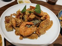 -港丽餐厅(正大店)