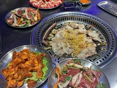 -马路牙子烧烤音乐酒馆(望京店)