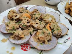 油泼扇贝-天伦海鲜·老味道·青岛菜(栈桥天主教堂店)