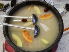 -墨脱石锅椰子鸡•海鲜糟粕醋(榆亚路店)