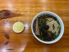 焖蹄香菇面-陆振兴(东环店)