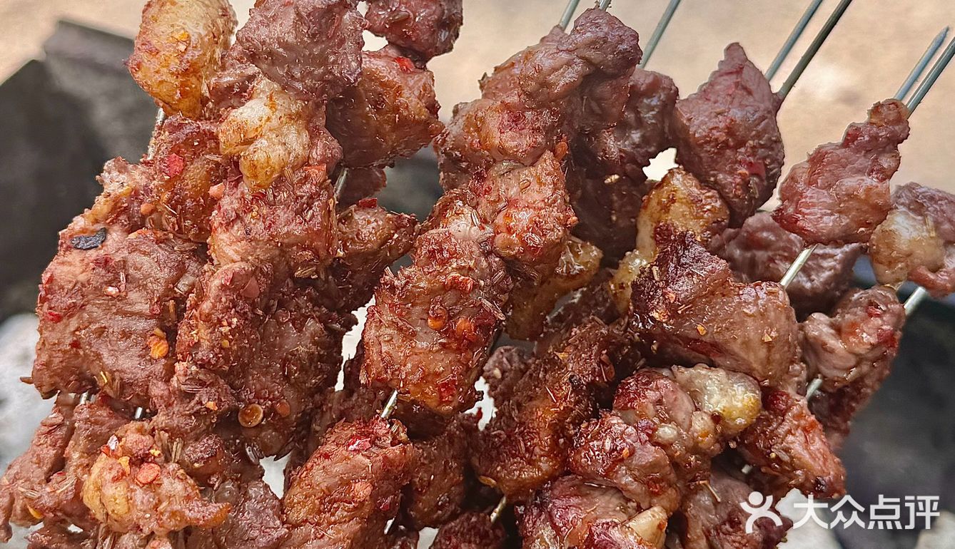 户外烤肉不要太幸福吧