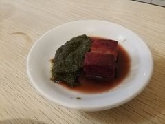 -洞庭洲·防空洞火锅·烧烤·铜锅涮肉(新百广场店)
