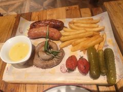 -通海俄式烧烤·俄罗斯大串(爱建店)