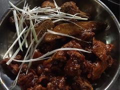 韩式炸鸡双拼-MI WU FACTORY米屋美食工厂餐厅(绿地店)