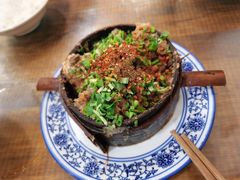 -杨三娘跷脚牛肉(羊子山西路店)