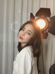 -十六番发型师事务所