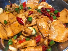 -六福烧烤酒馆(秦隆步行街店)