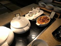 -大中华希尔顿酒店-念自助餐·嗨啤·小龙虾