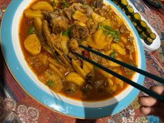 中盘鸡-乡村馕坑肉·烧烤·新疆菜·本地人更爱吃(阿勒泰首店)