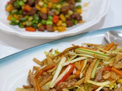 -龙悦湾酒家·八阵鱼生·渔人码头店